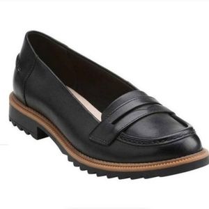 CLARKS  GRIFFIN MILLY LOAFER NWT
